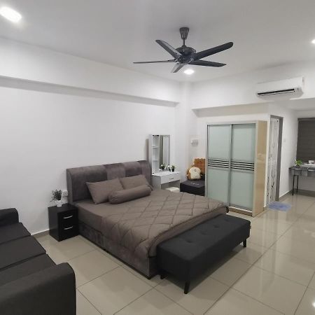 Coco Homestay 旅人の家@The Venus Sitiawan Perak Bagian luar foto