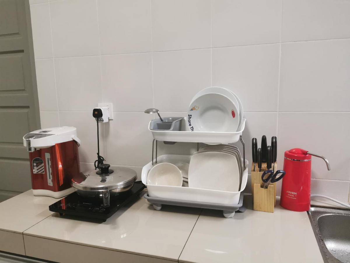 Coco Homestay 旅人の家@The Venus Sitiawan Perak Bagian luar foto