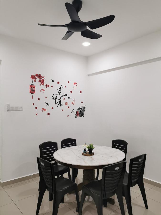 Coco Homestay 旅人の家@The Venus Sitiawan Perak Bagian luar foto