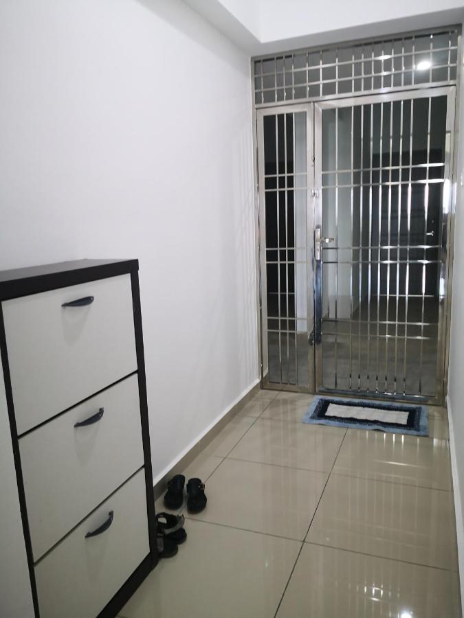 Coco Homestay 旅人の家@The Venus Sitiawan Perak Bagian luar foto