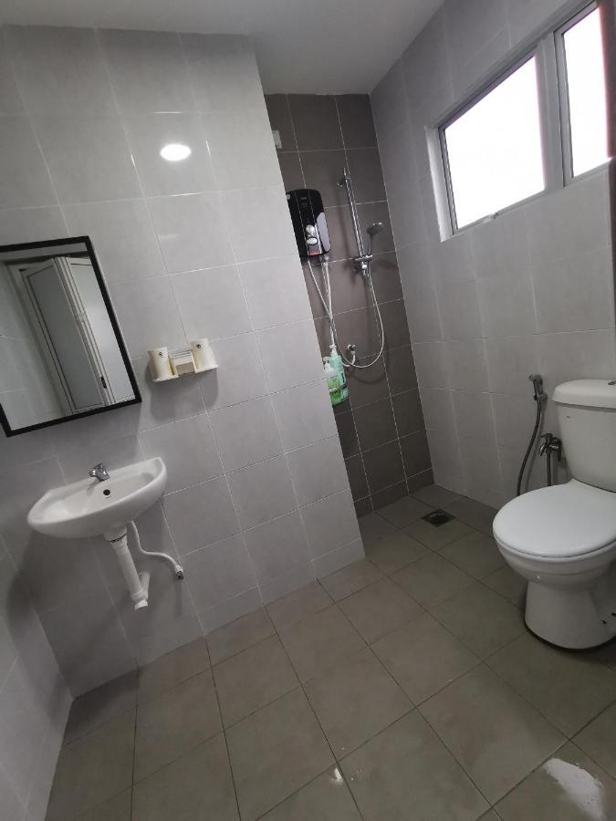 Coco Homestay 旅人の家@The Venus Sitiawan Perak Bagian luar foto