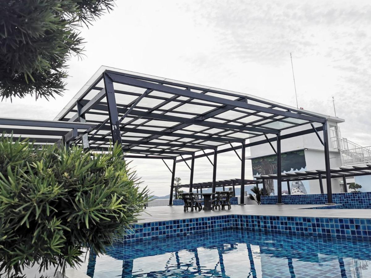 Coco Homestay 旅人の家@The Venus Sitiawan Perak Bagian luar foto