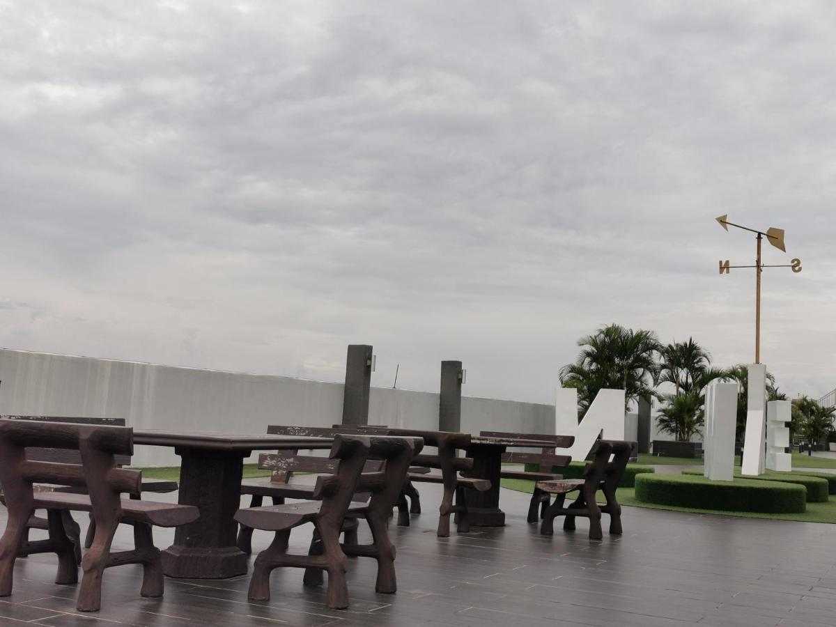 Coco Homestay 旅人の家@The Venus Sitiawan Perak Bagian luar foto