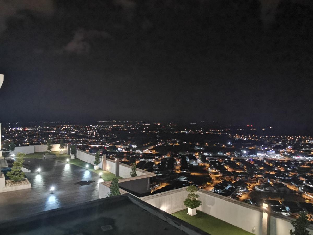 Coco Homestay 旅人の家@The Venus Sitiawan Perak Bagian luar foto